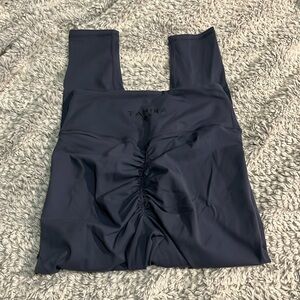 Scrunched bootie leggings